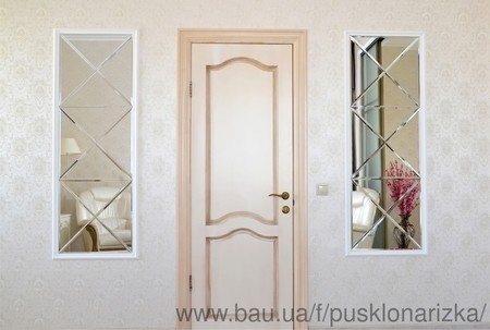 дзеркальна плитка (дзеркальне панно)